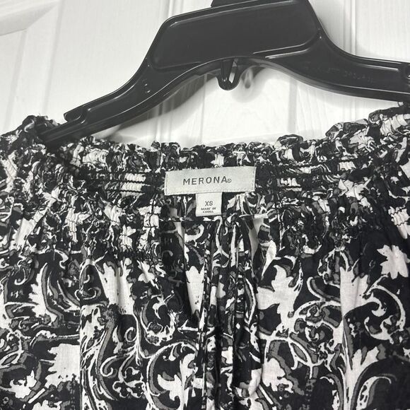 Merona XS Black White Floral Long Sleeve Smocked Blouse - Picture 2 of 5